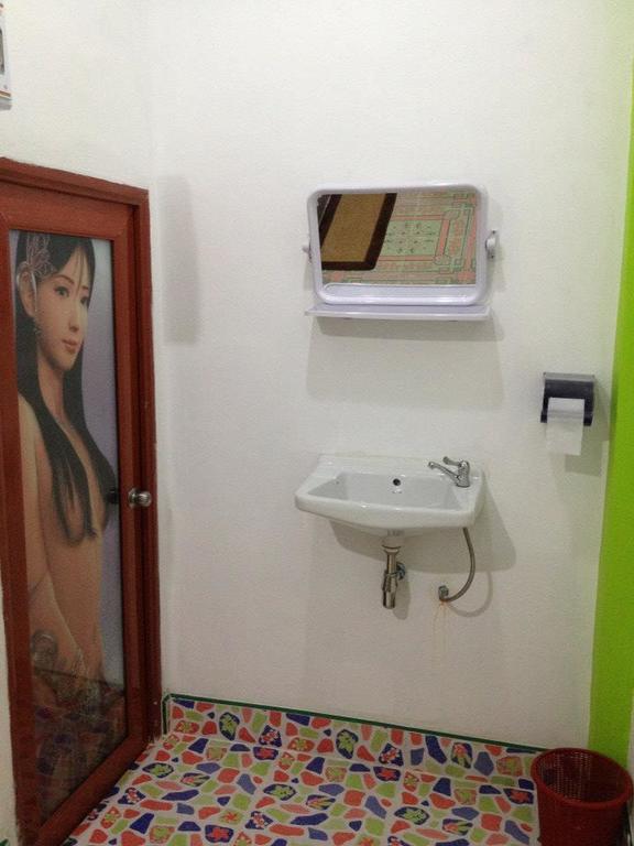 Jidapha Rooms Khlong Thom Exteriör bild