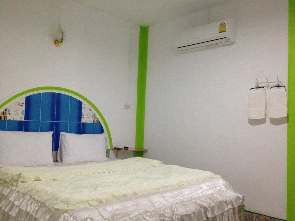 Jidapha Rooms Khlong Thom Exteriör bild
